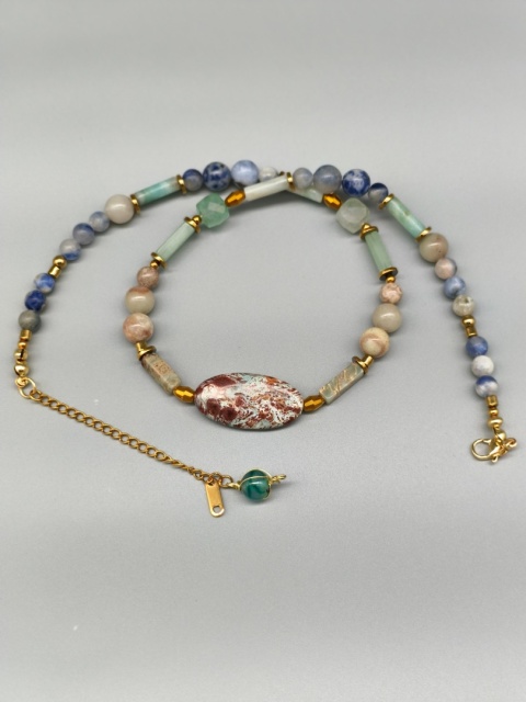 Naszyjnik z sodalitem